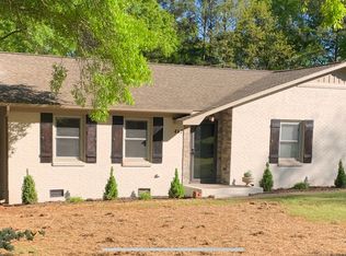 462 Rainbow Cir, Clover, SC 29710