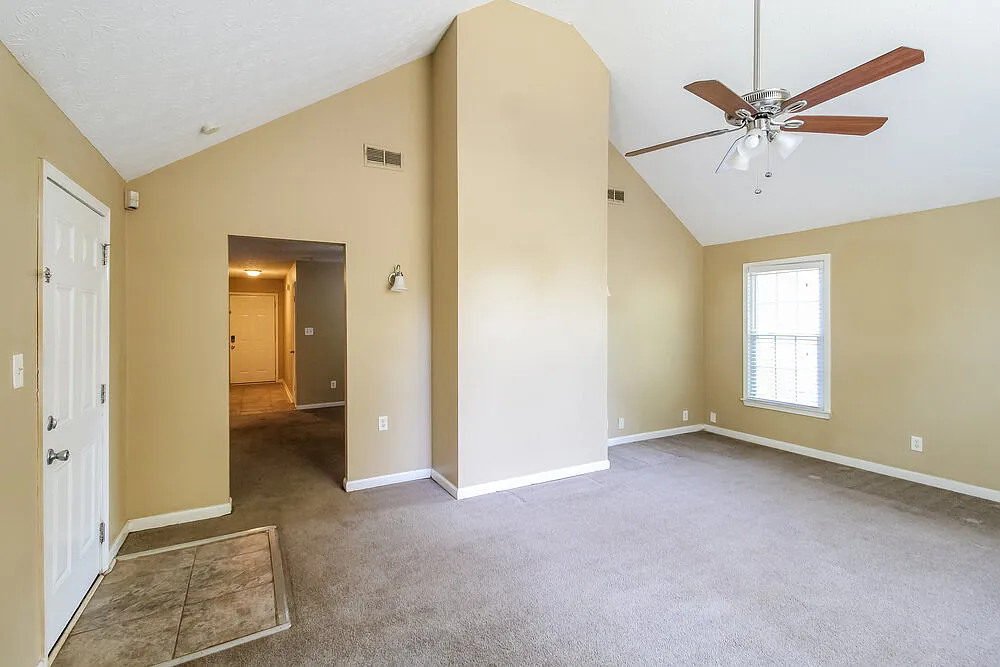 3 bed, 2.0 bath, 1678 sqft, $1,785 — Photo 4
