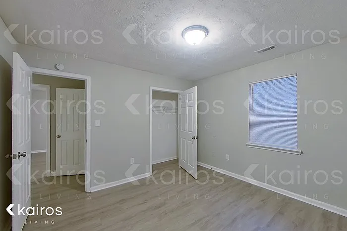 100 Deer Pkwy — Photo 18