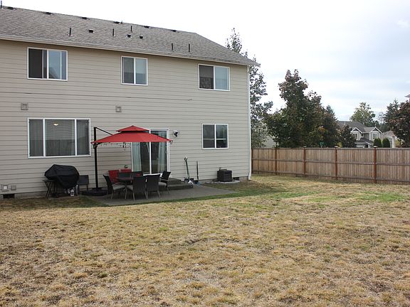 Huge fenced backyard