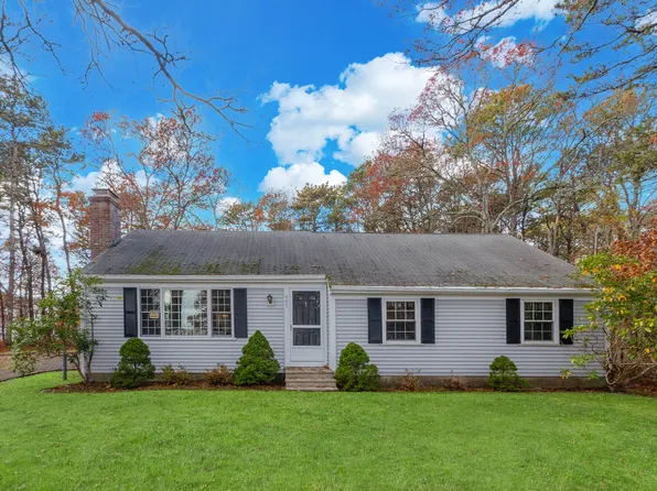 607 W Yarmouth Road, West Yarmouth, MA 02673