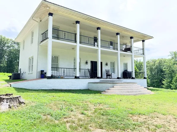 2421 Harvel School Rd, Yadkinville, NC 27055