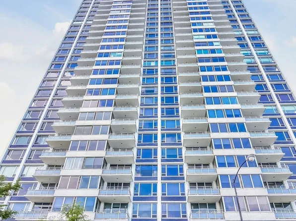 1300 N Lake Shore Dr APT 18D, Chicago, IL 60610