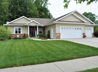 3600 Stockbury St, Green Bay, WI 54313