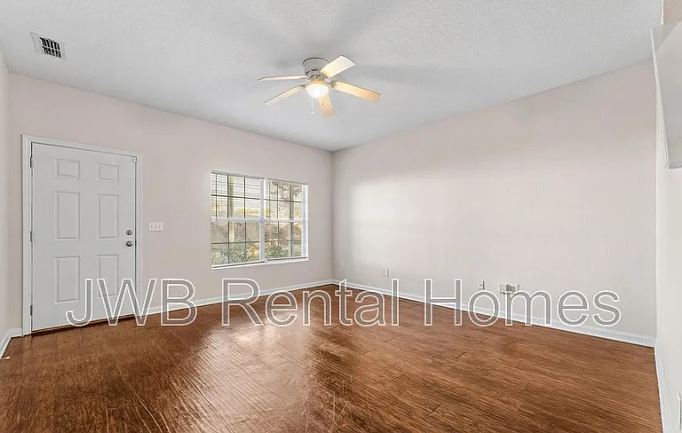 3330 Rayford St — Photo 9