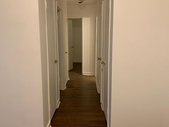 5th image of 14737 Roosevelt Ave Floor 2
