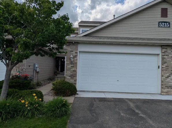 5215 Holly Ln N #2403, Plymouth, MN 55446