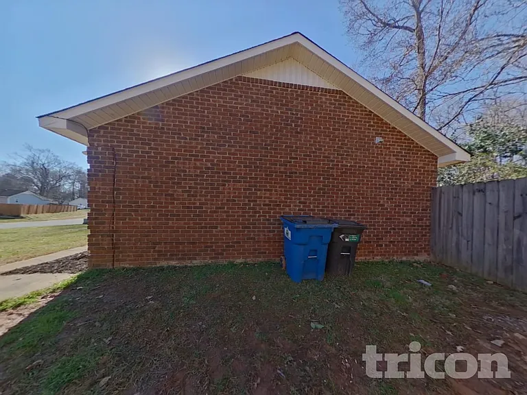 1113 Capps Hollow Dr — Photo 17