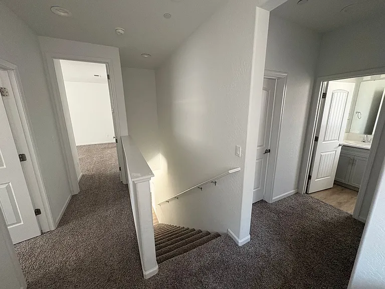 1011 W Payson Ave — Photo 9