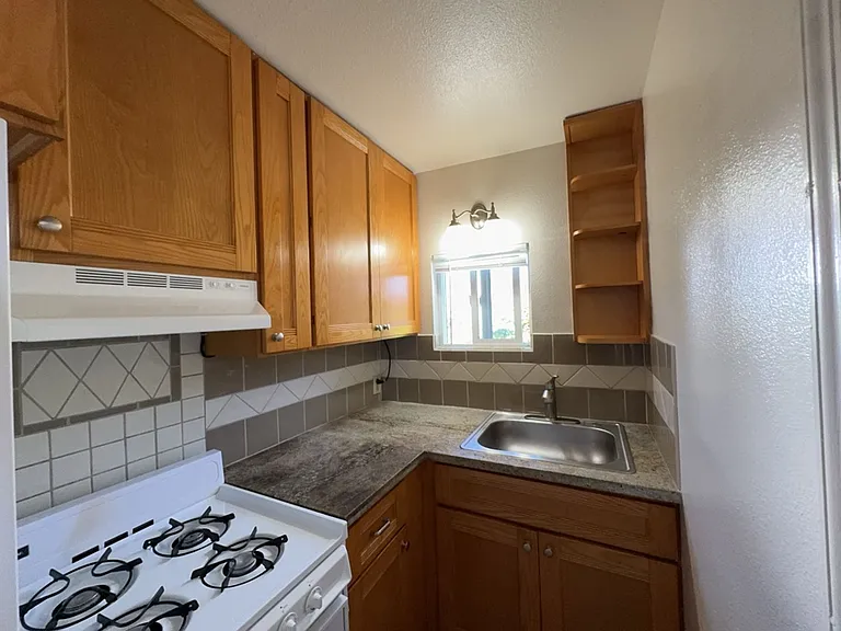2529 Union St #2533 — Photo 5