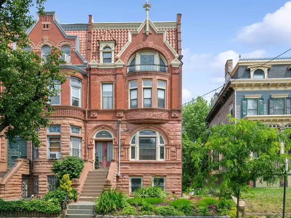 110 Summit Ave APT G, Jersey City, NJ 07304