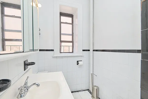 Rented by Keller Williams NYC | media 41