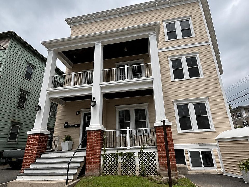 1st image of 128 Pine Street