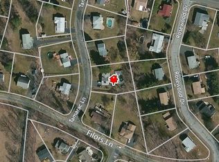 3 Tamarac Ln, Stony Pt, NY 10980