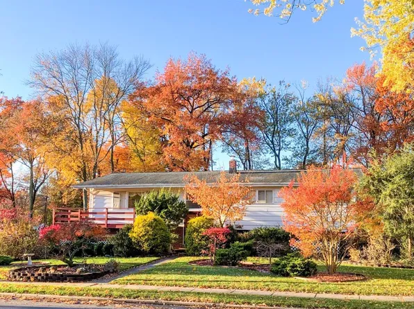 61 Stephenville Pkwy, Edison, NJ 08820