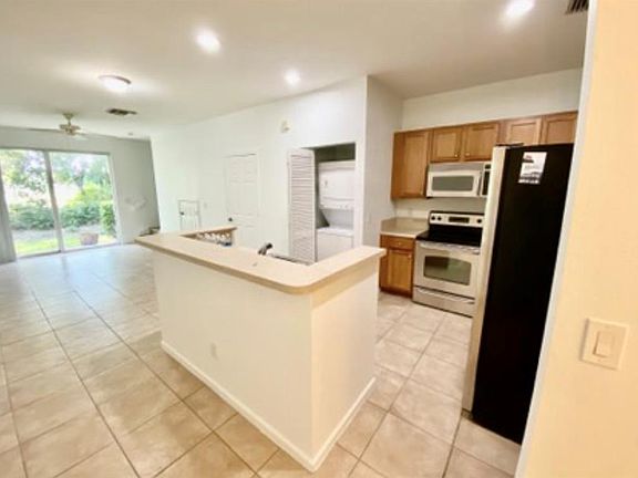 2nd image of 8720 Cypress Walk Ct #8720