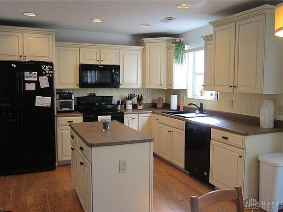 2nd image of 9317 Heritage Glen Dr