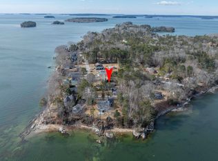 115 Maquoit Dr, Freeport, ME 04032