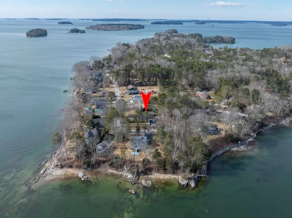 115 Maquoit Drive, Freeport, ME 04032