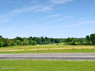 Lake Ariel Hwy, Lake ariel, PA 18436