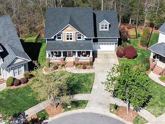 3rd image of 10238 Edgecliff Rd