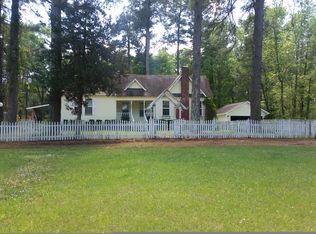 321 Taylor St, Maud, TX 75567