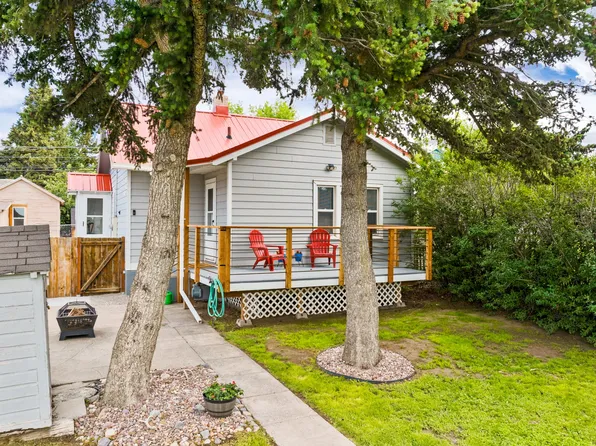 1515 Colorado Ave, Black Eagle, MT 59414