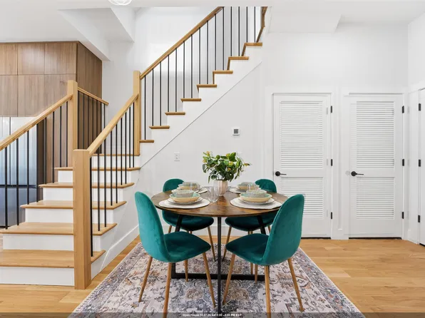 32 Hancock Avenue image 1 of 25