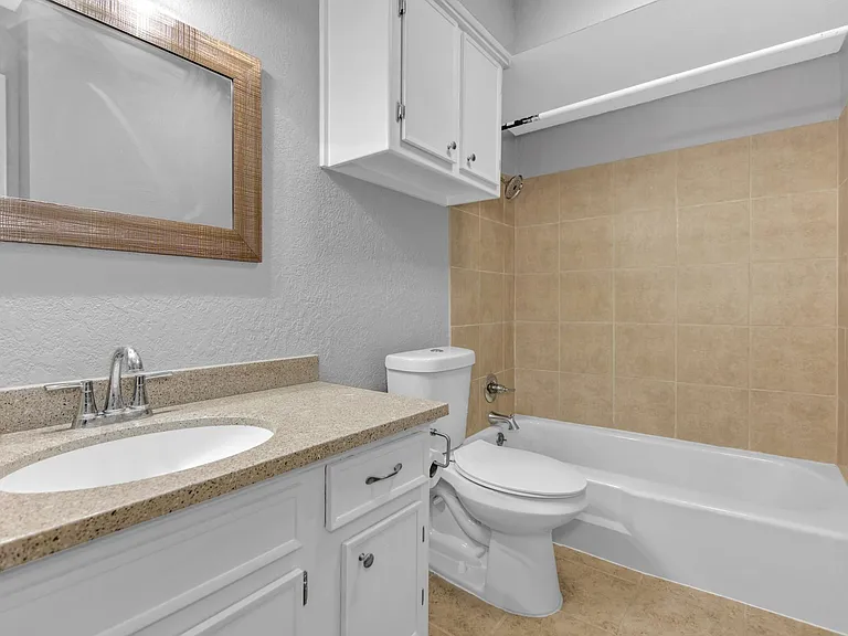 521 Spring Dr #3 — Photo 16