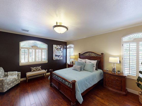 4th image of 748 Camino Norte Ct