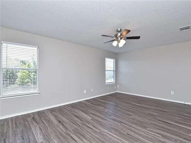 1172 Shadow Creek Blvd — Photo 14
