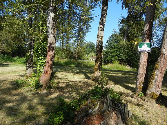 4th image of 8523 9th Avenue Ct E