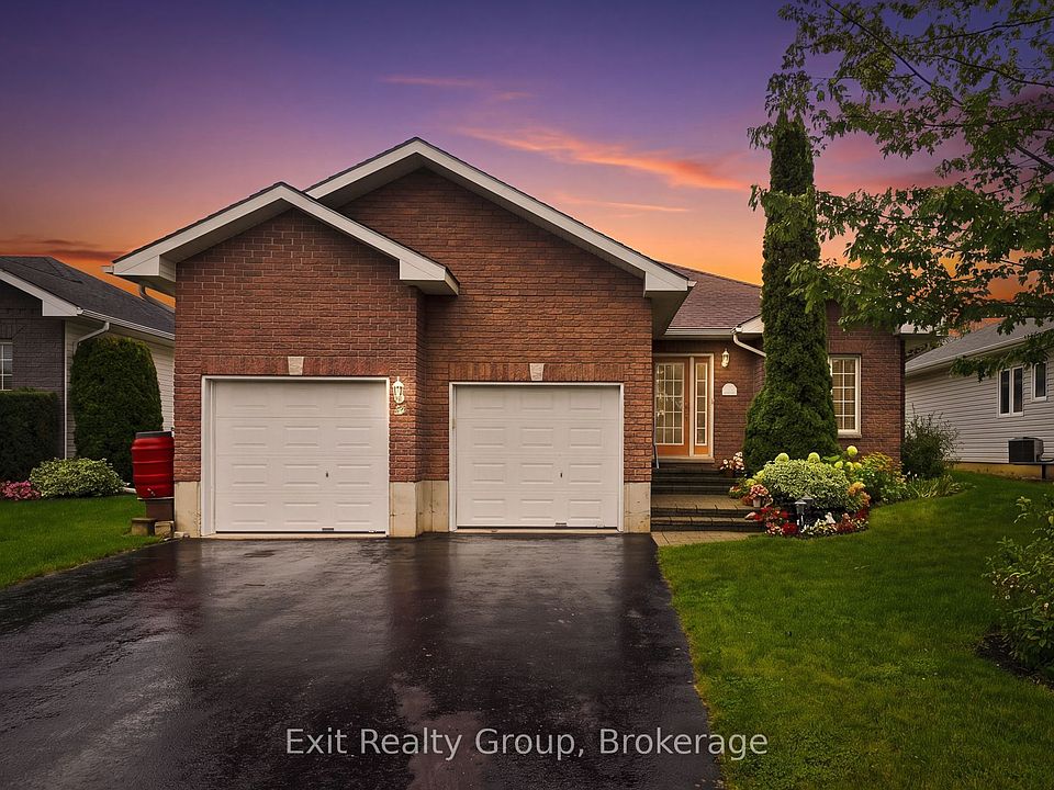 1st image of 26 Aletha Dr