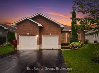 26 Aletha Dr, Prince Edward County, ON K0K3L0