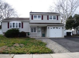 3 Craig St, Hazlet, NJ 07730