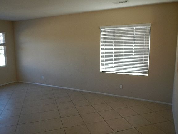 5th image of 27145 Woodglen Ln