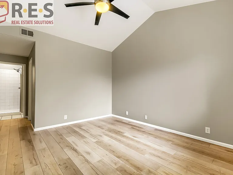 8500 E Jefferson Ave #10J — Photo 11