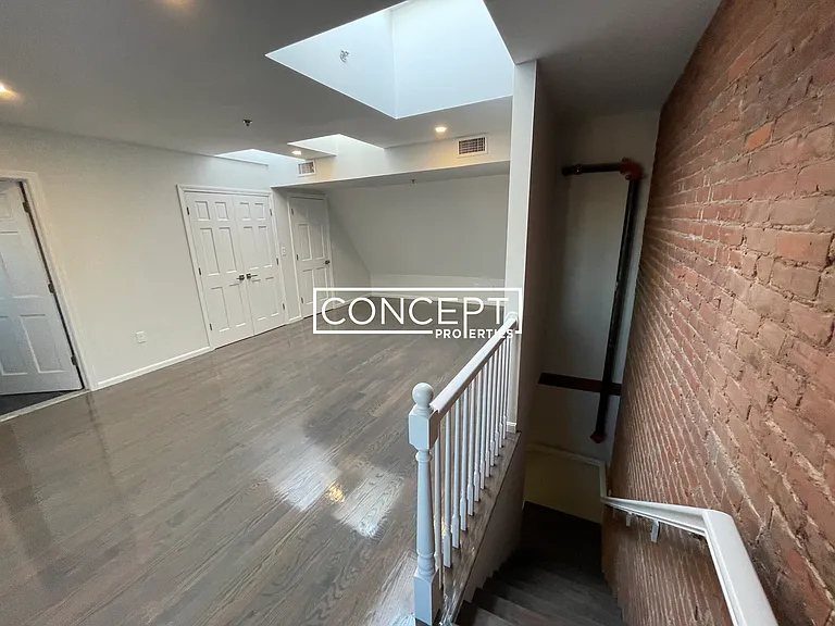1406 Beacon St #Penthouse 4 — Photo 16