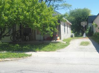141 N Meridian St, Greenwood, IN 46143
