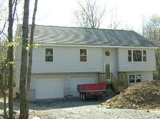 Eagle Path, Bushkill, PA 18324