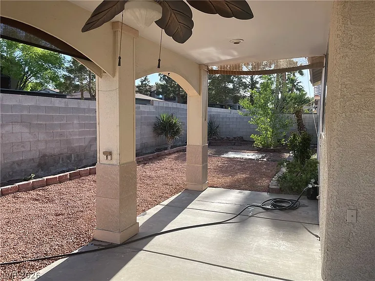 1007 Misty Rose Ave — Photo 6