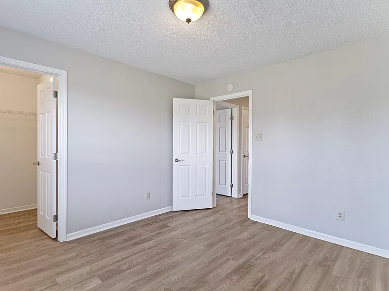 7763 Sunflower Dr — Photo 16