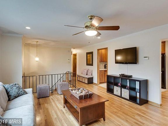 3rd image of 5603 Buckingham Palace Ct