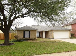 16019 N Place Dr, Houston, TX 77073