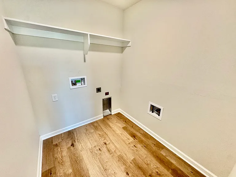 6100 Blackwood Ct — Photo 19