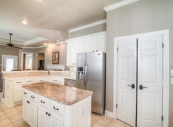 4th image of 207 The Hills Dr #11