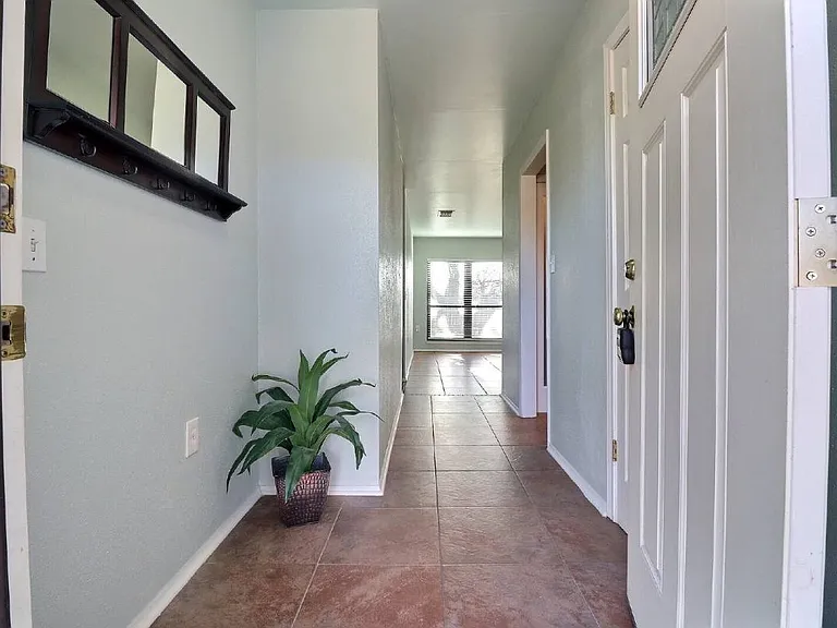 11025 White Sands St — Photo 3
