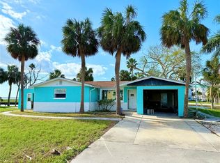 6515 Seaview Blvd, Hudson, FL 34667