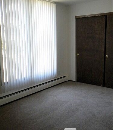 5th image of 2612 N Maryland Ave #203