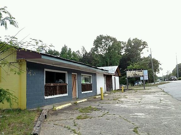 5th image of 10100 Lee Road 240